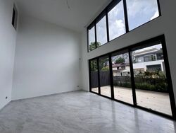 Shrewsbury Road (D11), Terrace #574037121